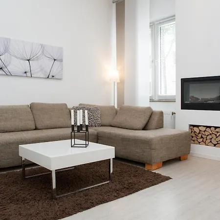 Apartment Stylish At Station