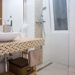Stylish At Station Apartment