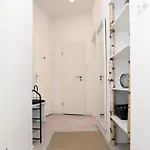 Apartment Stylish At Station *