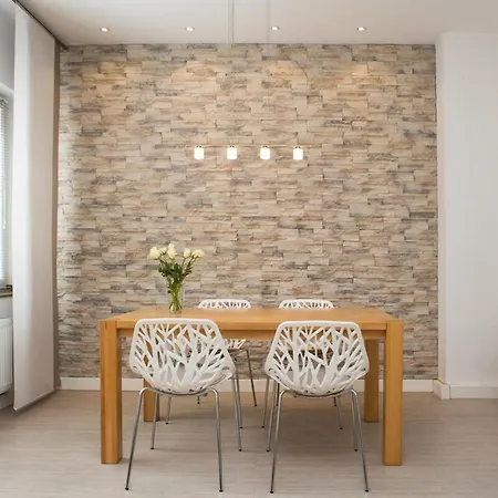 Stylish At Station Appartement *