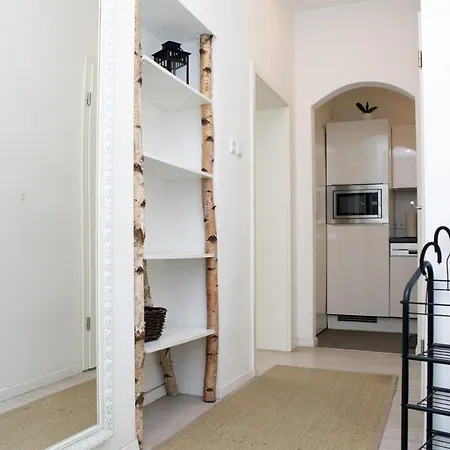 Stylish At Station *